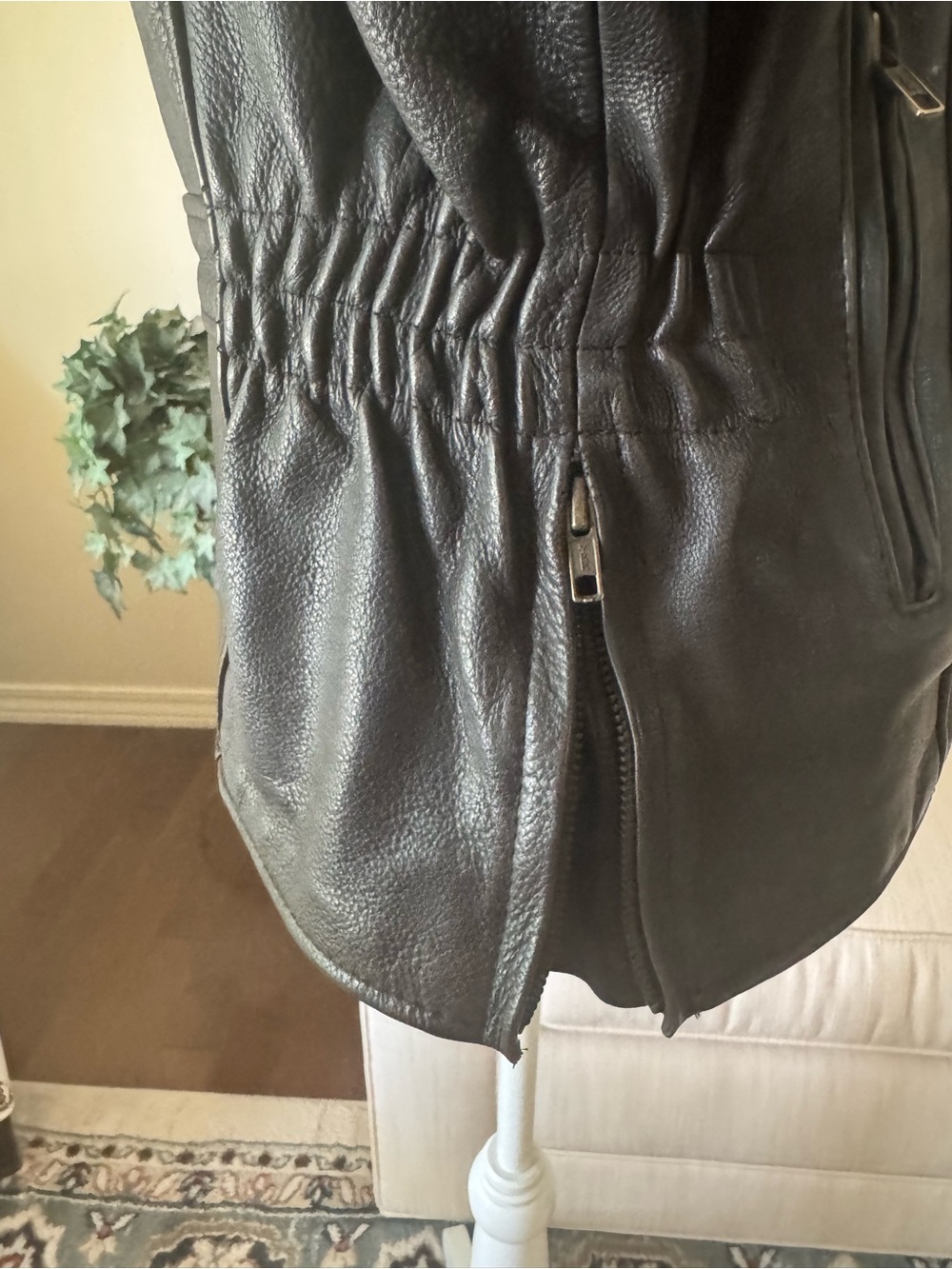 LG Leather Gear Asymmetrical Black Lined Motorcycle Jacket Size L - Picture 7 of 16